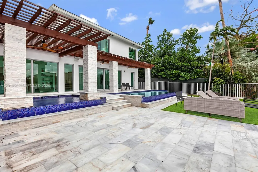 9380 Bay Drive Surfside, FL 33154