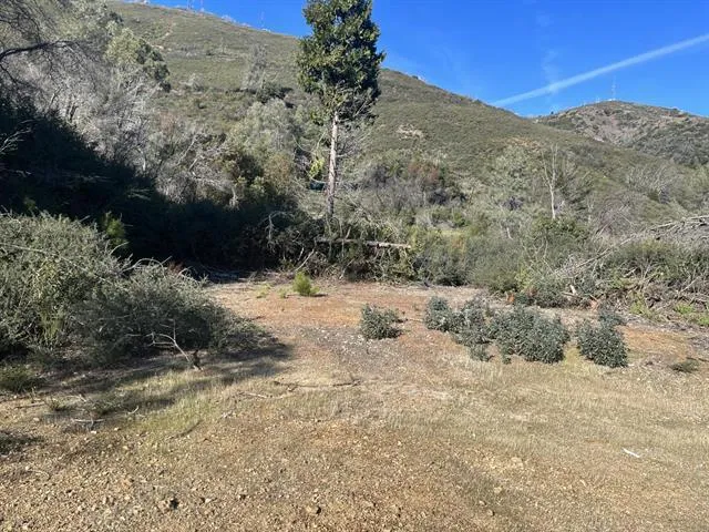35500 Loma Chiquita Road Los Gatos, CA 95033