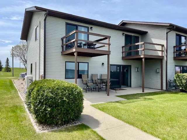 29464 422nd Avenue Battle Lake, MN 56515