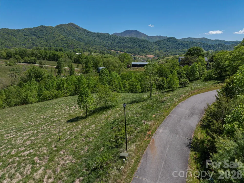 0000 Inheritance Mountain Road Waynesville, NC 28785