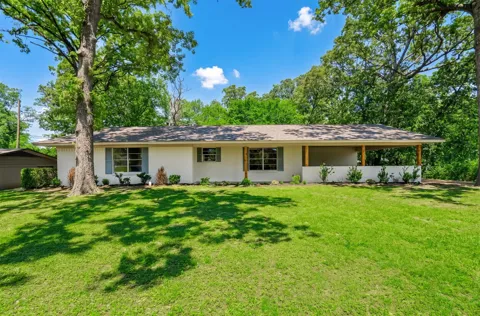 108 Mockingbird Street