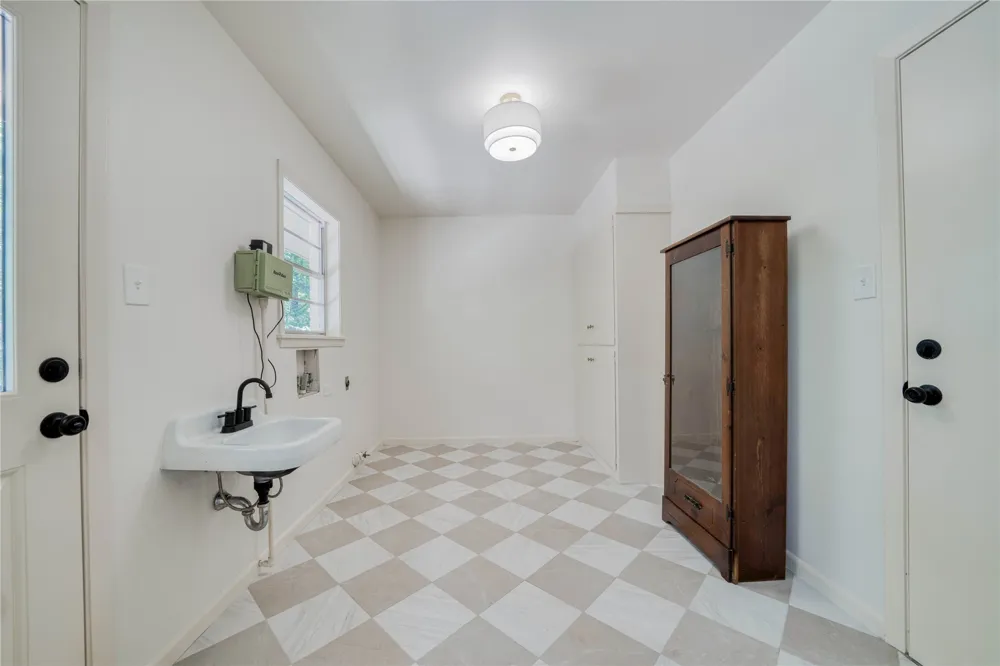 108 Mockingbird Street Mt Pleasant, TX 75455