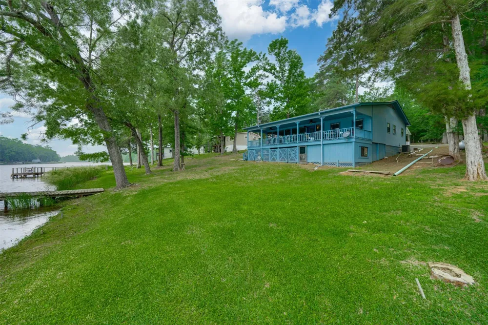 20 Waco Elkhart, TX 75839