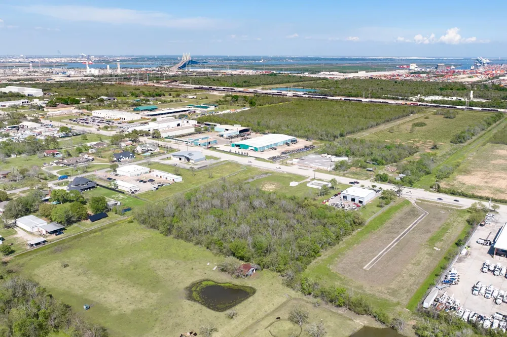 E H STREET La Porte, TX 77571