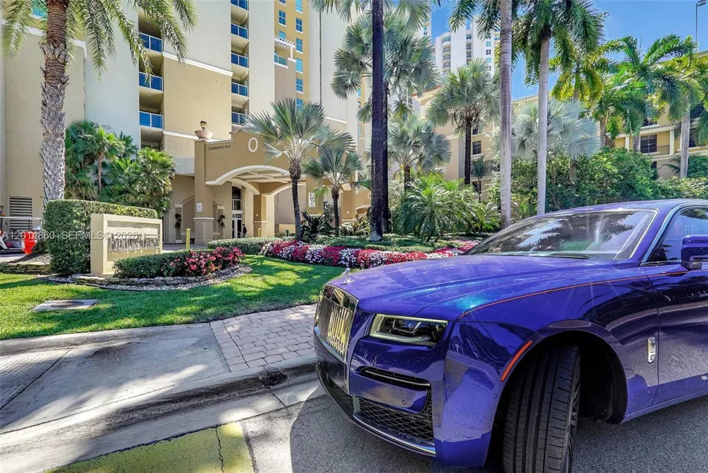 3330 NE 190th St #1817 Aventura, FL 33180
