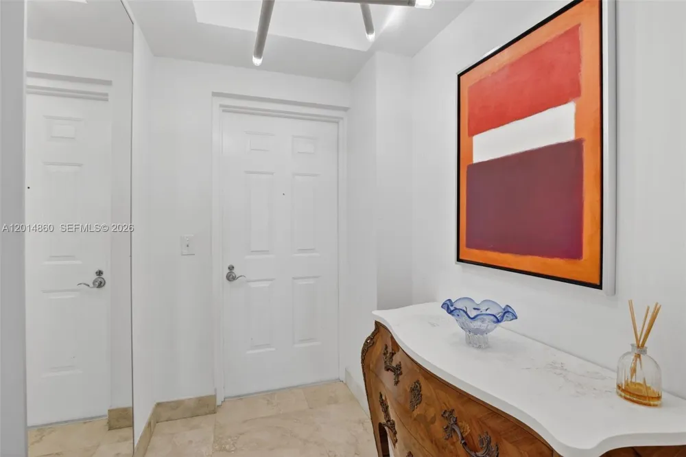 3330 NE 190th St #1817 Aventura, FL 33180
