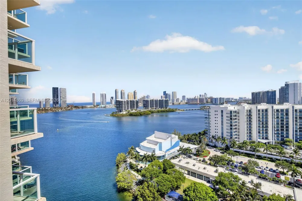 3330 NE 190th St #1817 Aventura, FL 33180