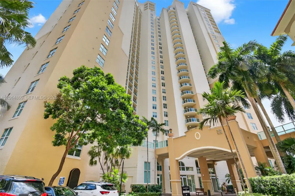 3330 NE 190th St #1817 Aventura, FL 33180