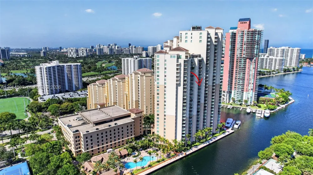 3330 NE 190th St #1817 Aventura, FL 33180