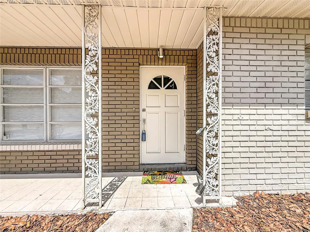 4509 S HALE AVENUE Tampa, FL 33611