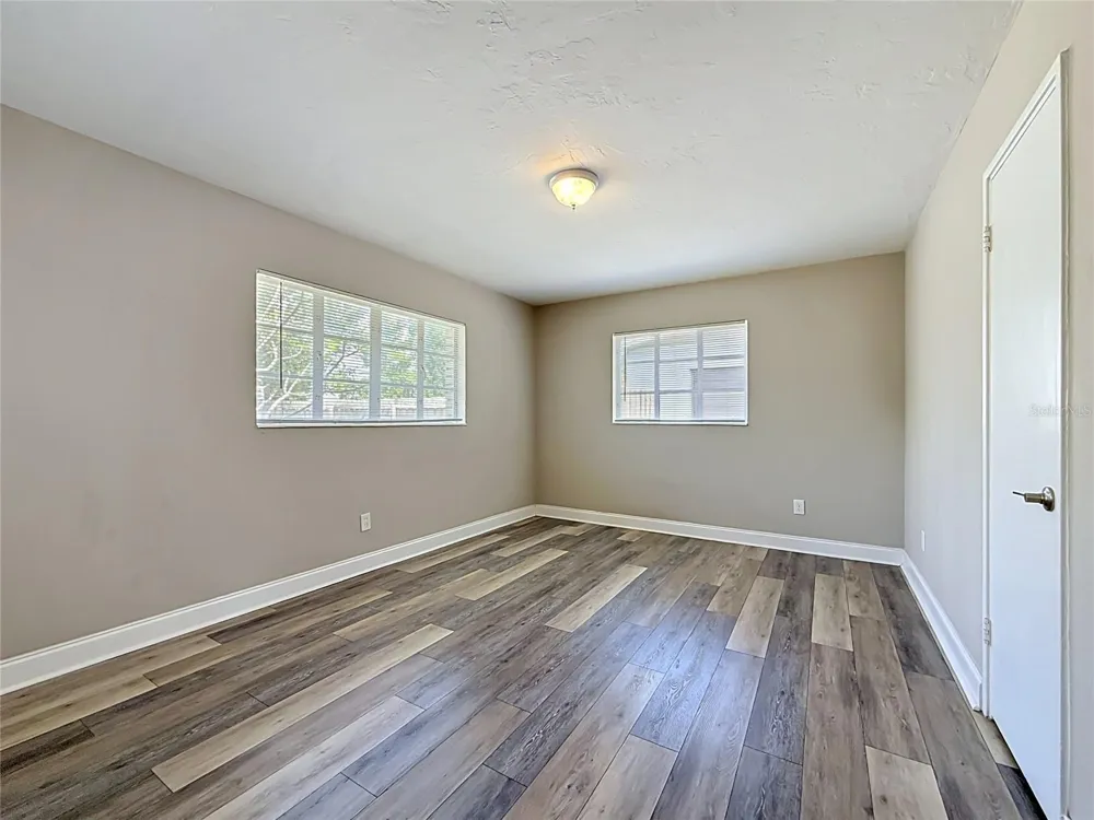 4509 S HALE AVENUE Tampa, FL 33611