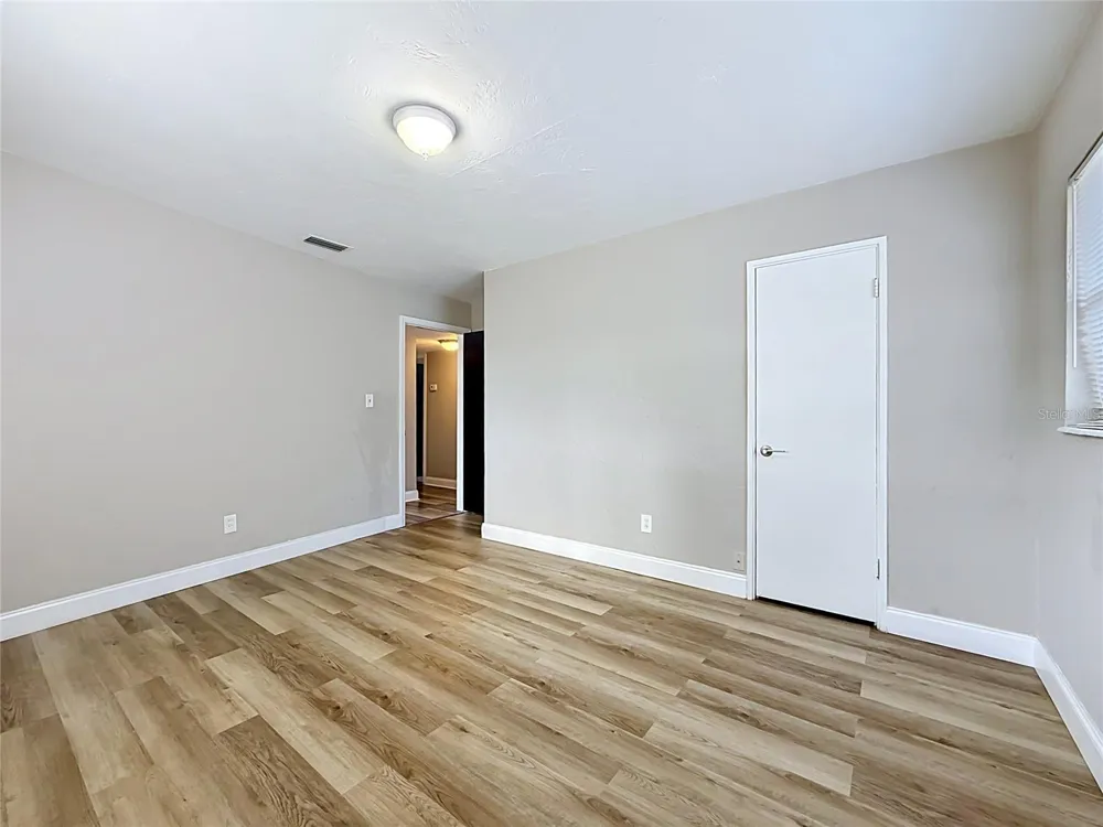 4509 S HALE AVENUE Tampa, FL 33611