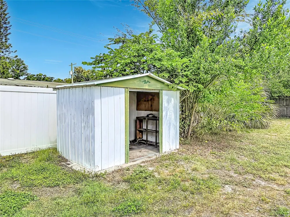 4509 S HALE AVENUE Tampa, FL 33611