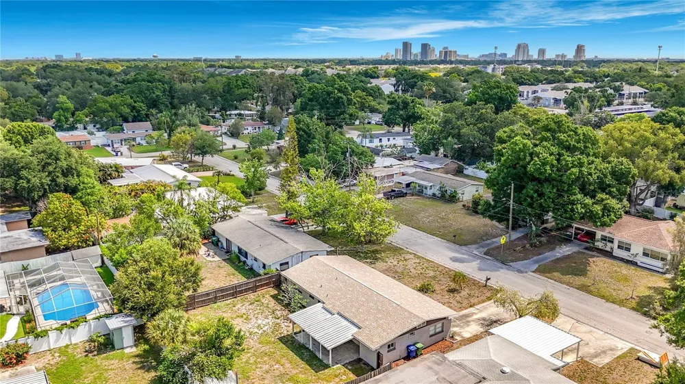 4509 S HALE AVENUE Tampa, FL 33611