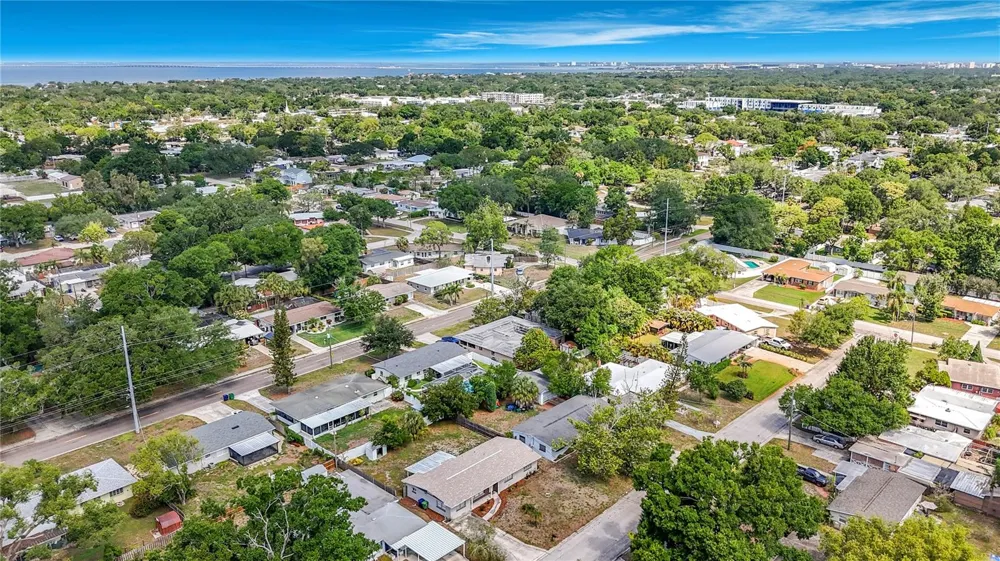 4509 S HALE AVENUE Tampa, FL 33611