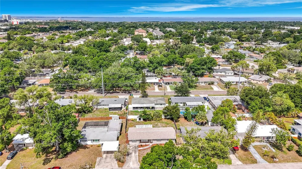 4509 S HALE AVENUE Tampa, FL 33611
