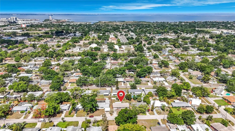 4509 S HALE AVENUE Tampa, FL 33611