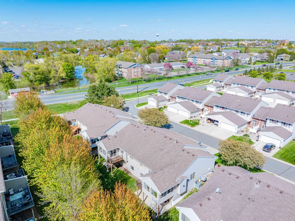 1020 Primrose Lane Waconia, MN 55387