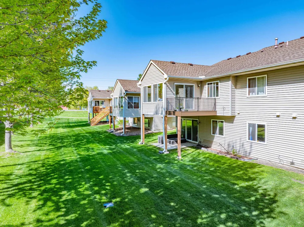 1020 Primrose Lane Waconia, MN 55387
