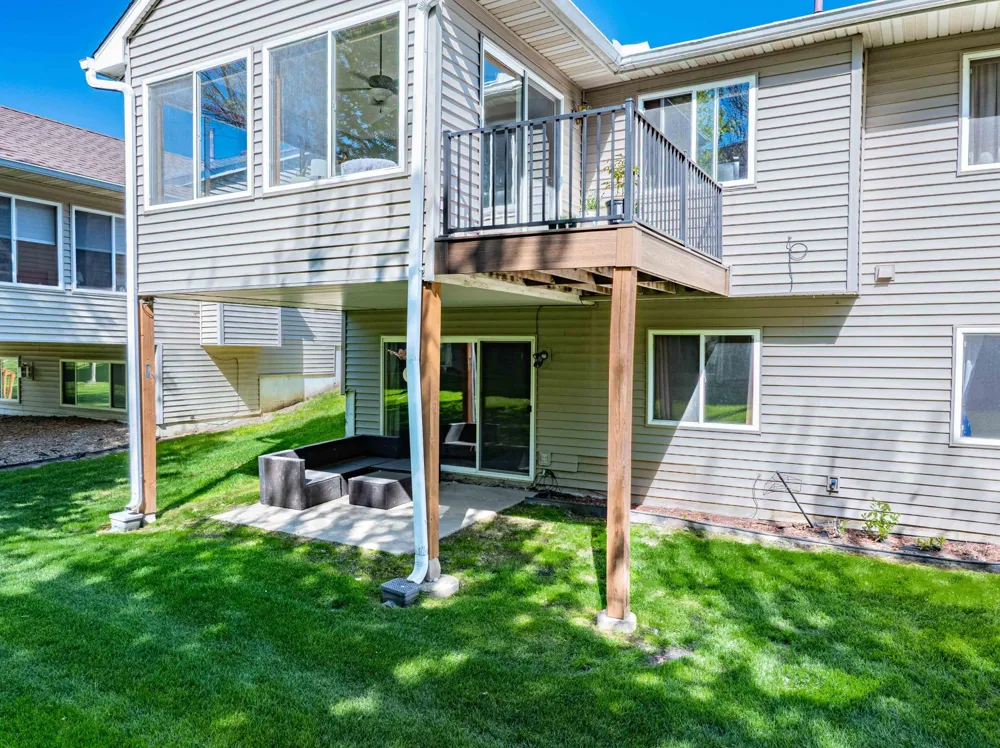 1020 Primrose Lane Waconia, MN 55387