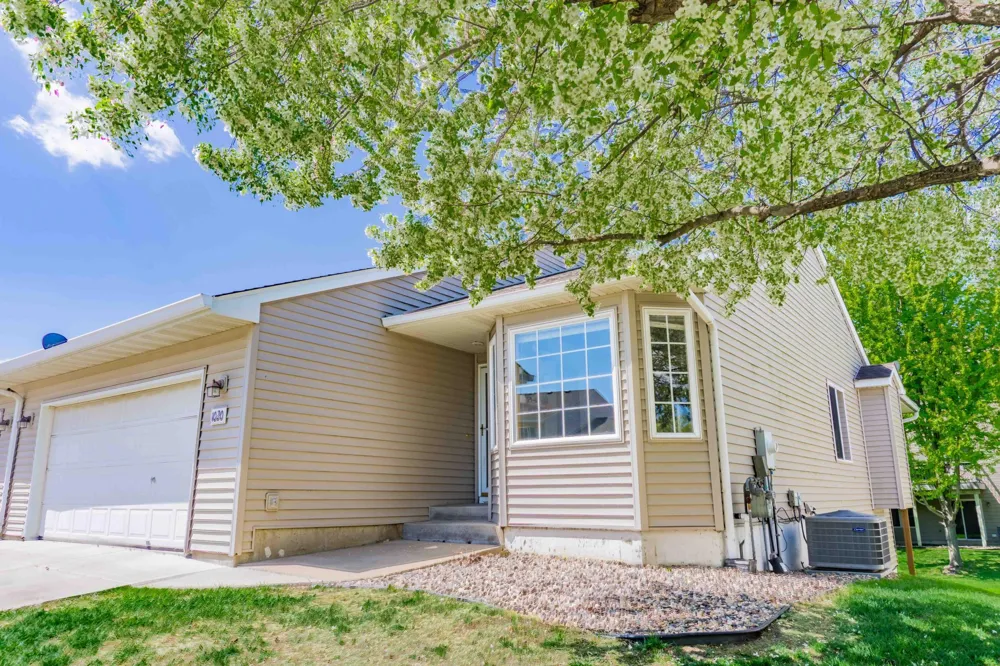 1020 Primrose Lane Waconia, MN 55387