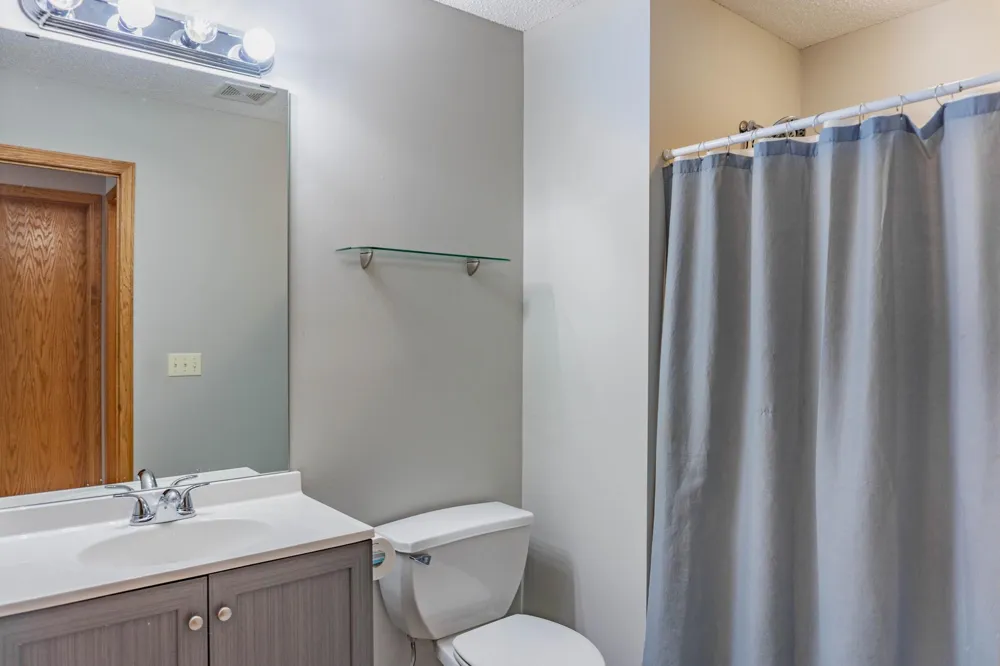 1020 Primrose Lane Waconia, MN 55387