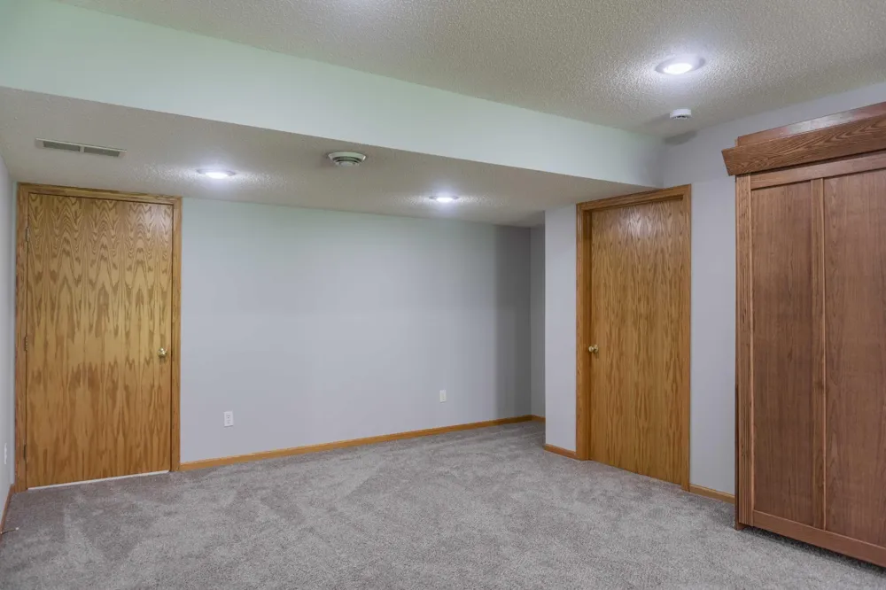 1020 Primrose Lane Waconia, MN 55387