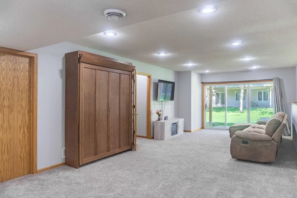 1020 Primrose Lane Waconia, MN 55387