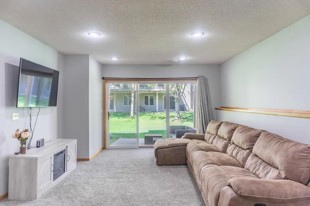 1020 Primrose Lane Waconia, MN 55387