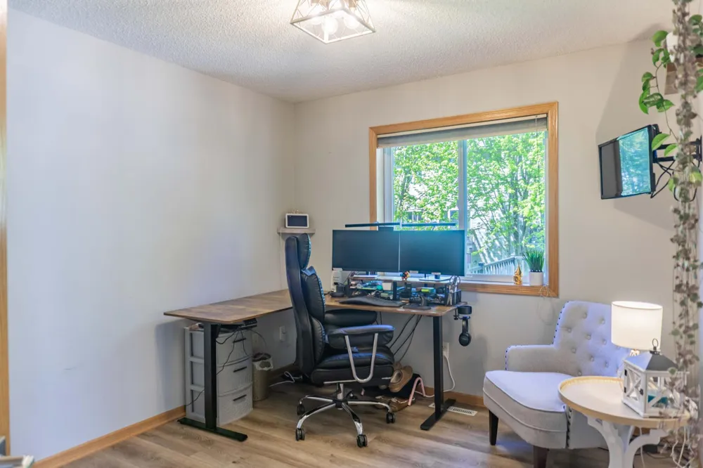 1020 Primrose Lane Waconia, MN 55387