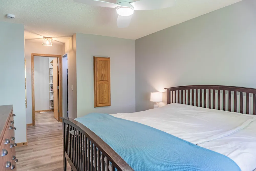 1020 Primrose Lane Waconia, MN 55387