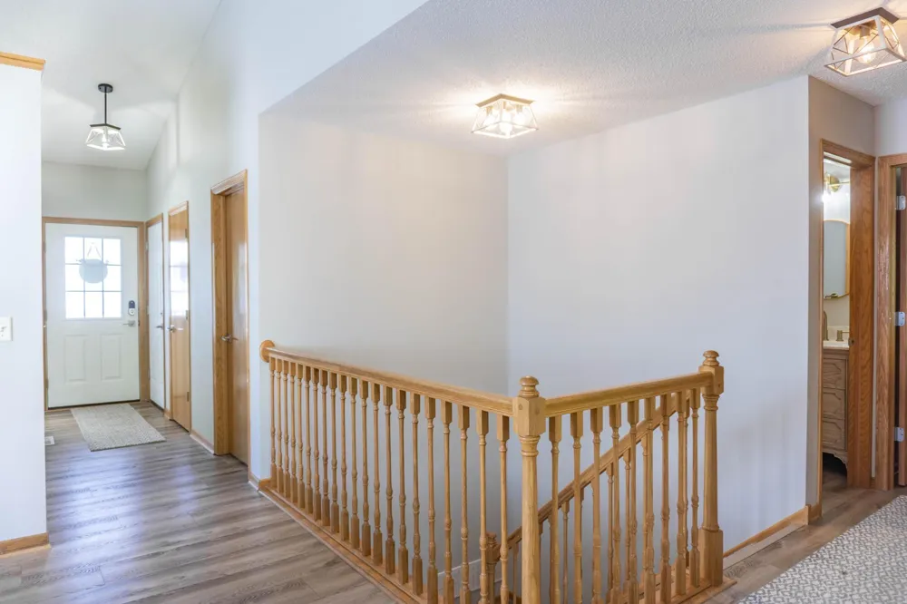 1020 Primrose Lane Waconia, MN 55387