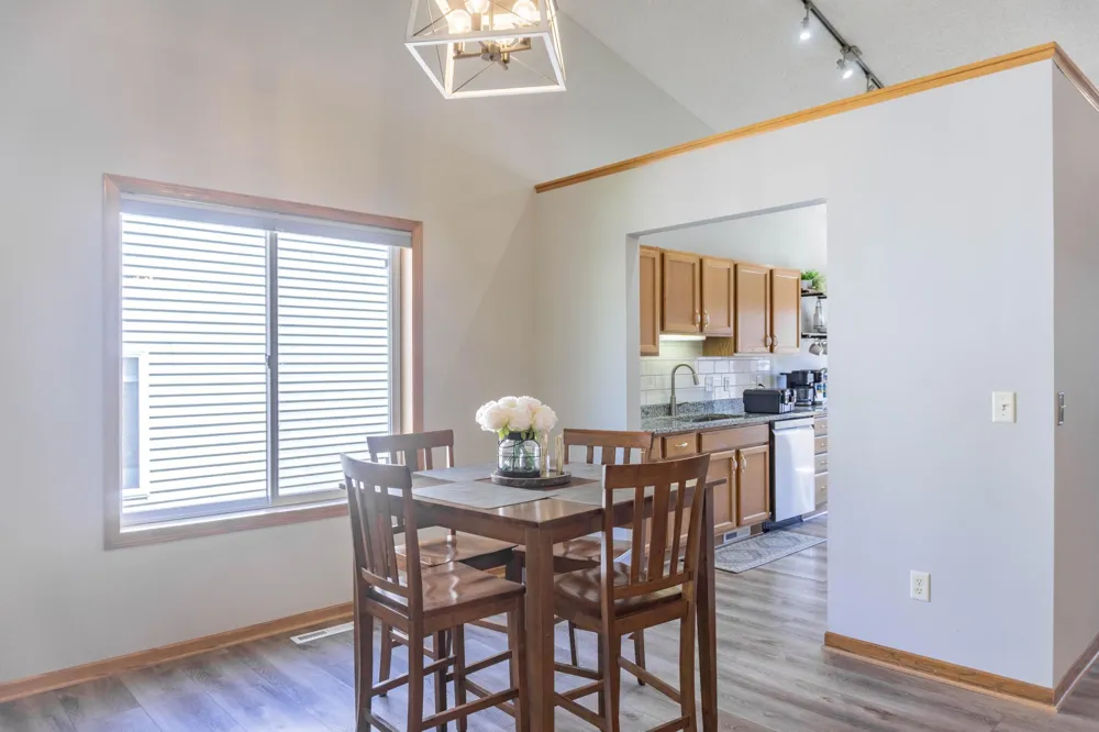 1020 Primrose Lane Waconia, MN 55387