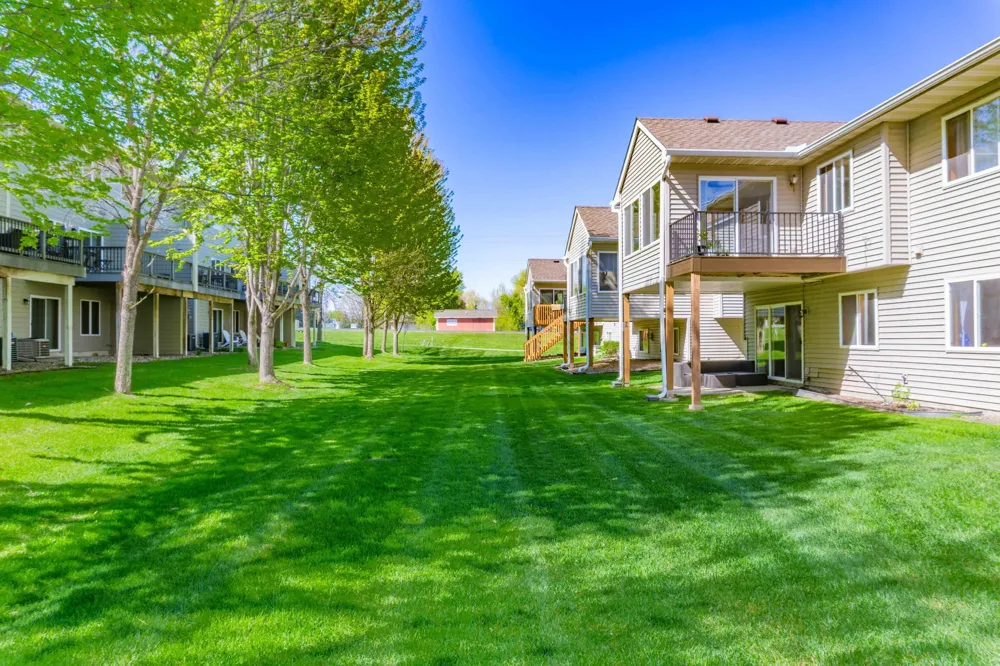 1020 Primrose Lane Waconia, MN 55387