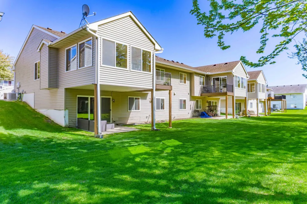 1020 Primrose Lane Waconia, MN 55387