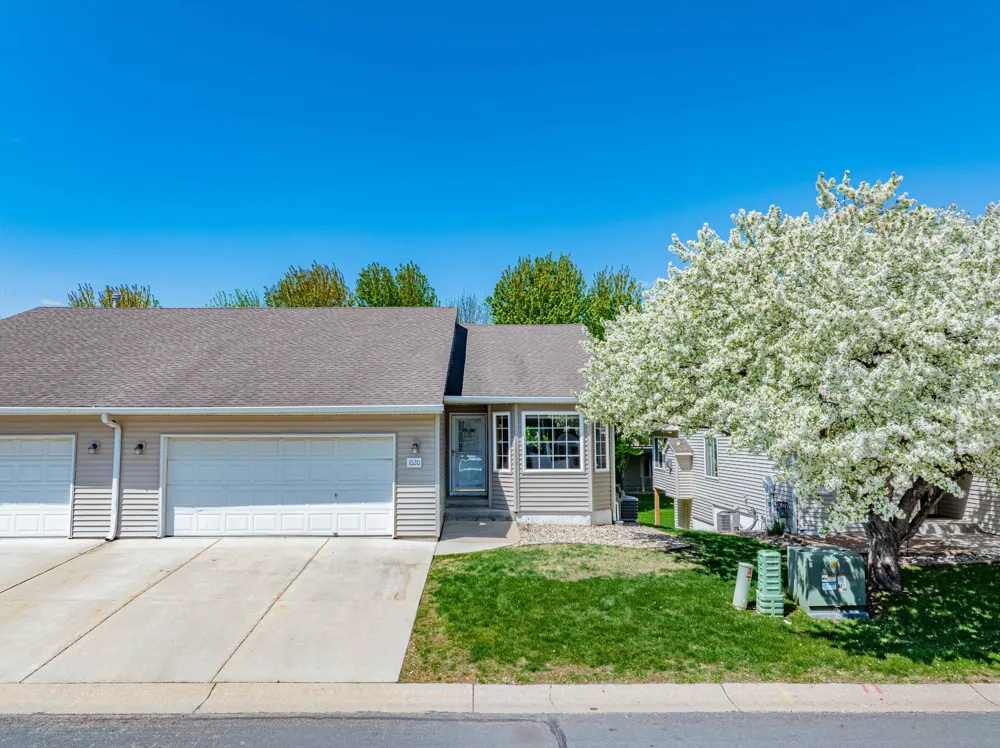 1020 Primrose Lane Waconia, MN 55387