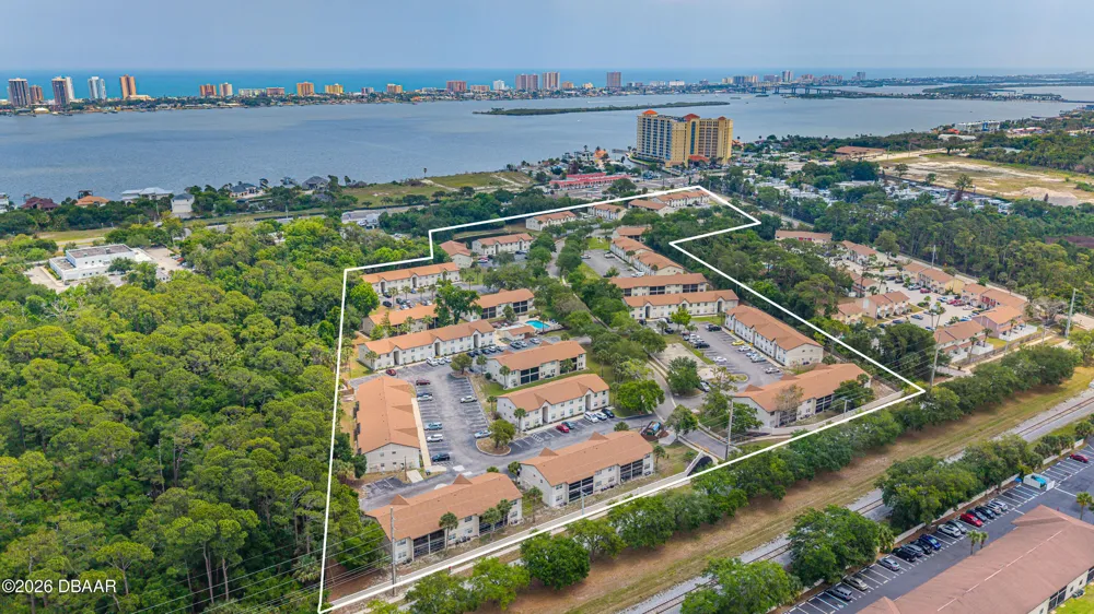 418 Banana Cay Drive #E South Daytona, FL 32119
