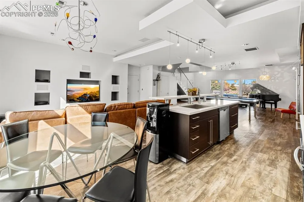 231 W Riverwalk Drive Pueblo, CO 81003