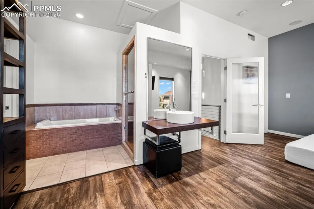 231 W Riverwalk Drive Pueblo, CO 81003