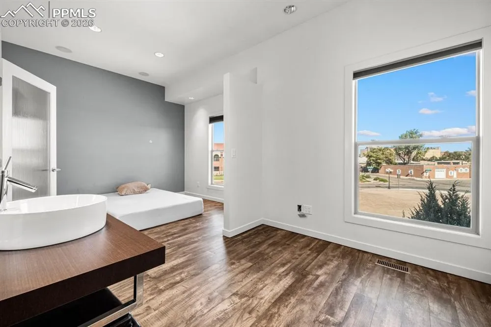 231 W Riverwalk Drive Pueblo, CO 81003