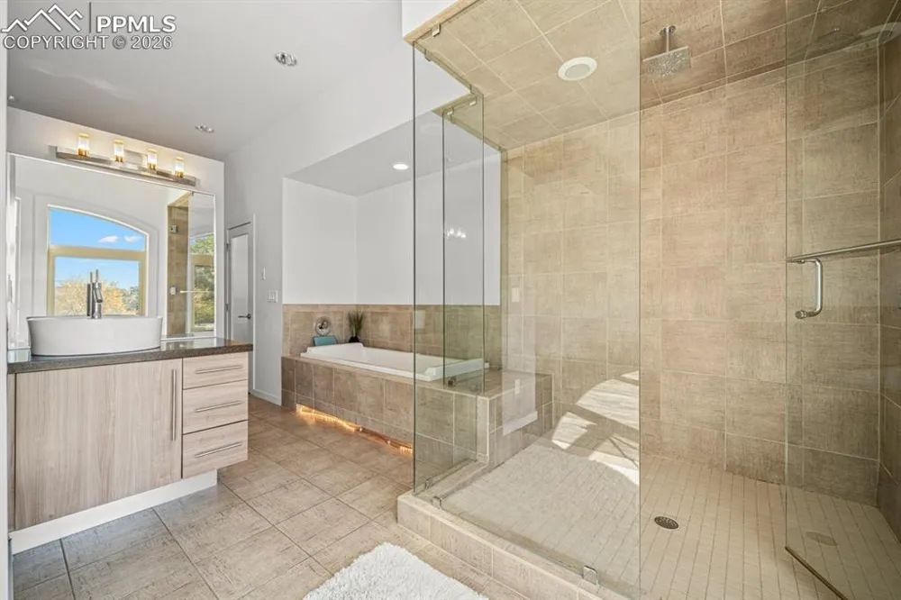 231 W Riverwalk Drive Pueblo, CO 81003