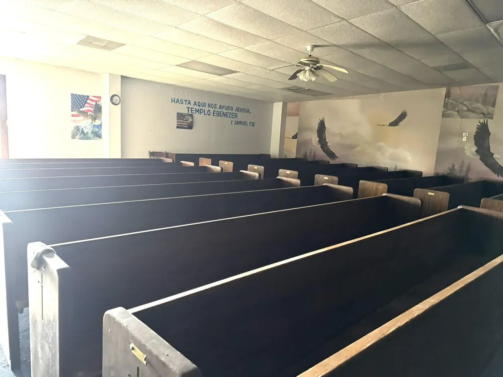 1103 Us Highway 59 Edna, TX 77957