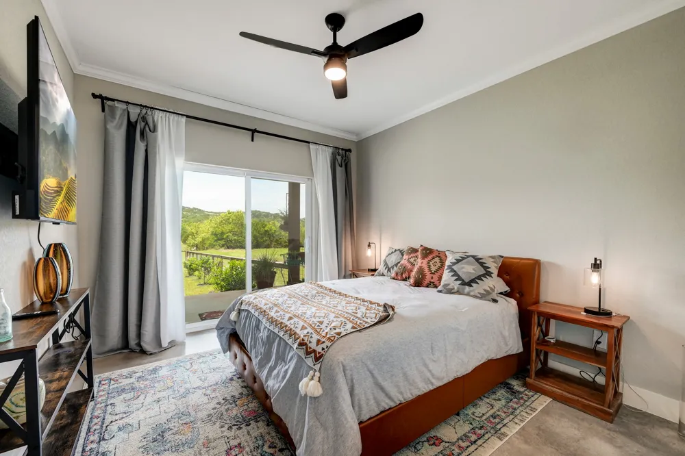 202 Falling Oak Drive Blanco, TX 78606