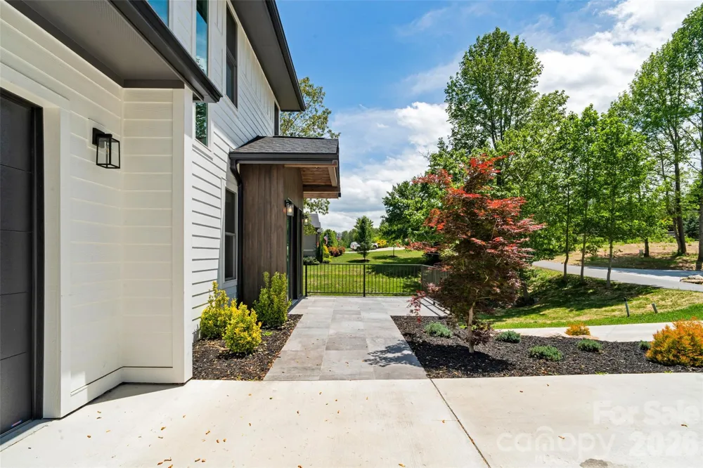 24 Copper Mill Court Candler, NC 28715