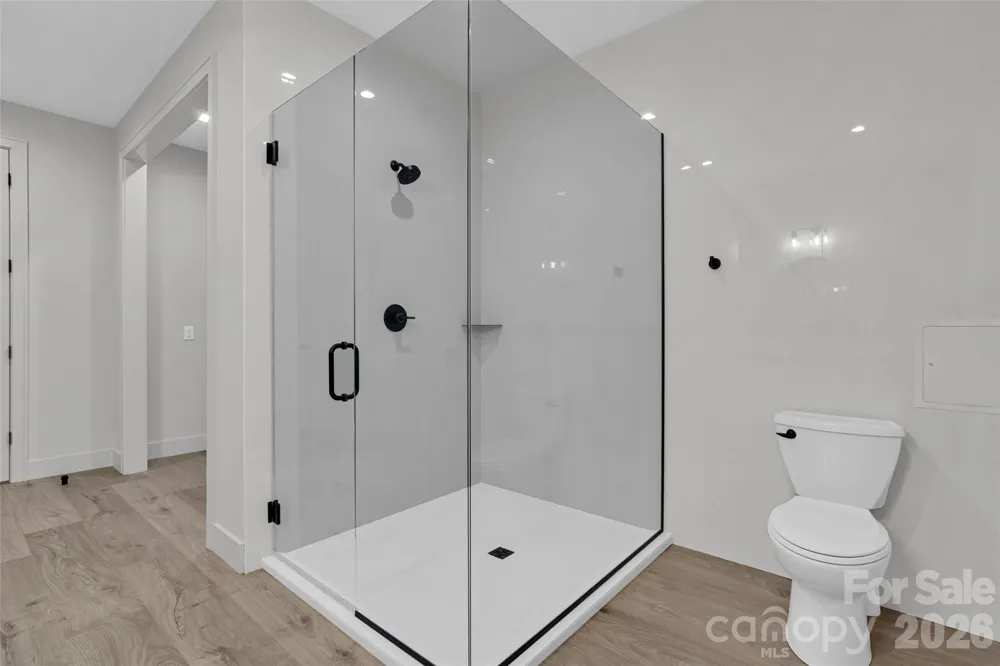 24 Copper Mill Court Candler, NC 28715