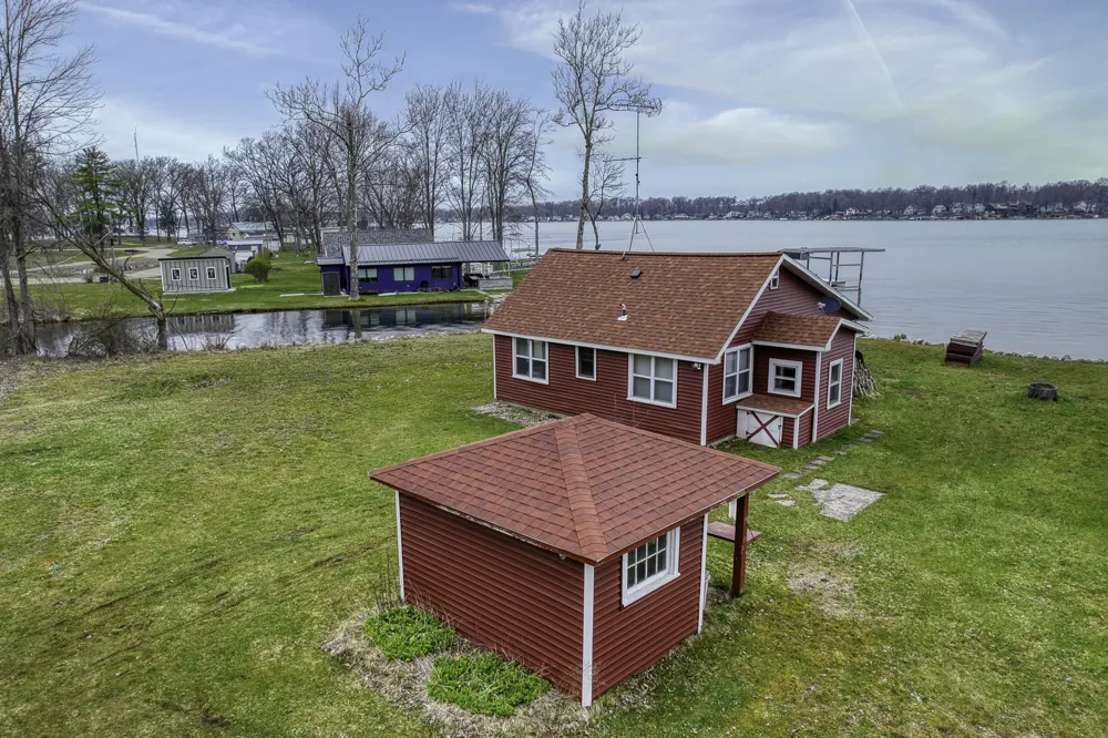 50479 Delling Drive Silver Creek Township, MI 49047