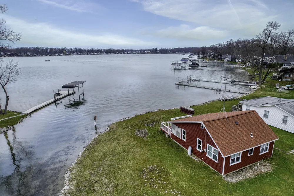 50479 Delling Drive Silver Creek Township, MI 49047
