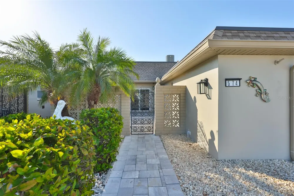 574 BOCA CIEGA POINT BOULEVARD #2205 St Petersburg, FL 33708