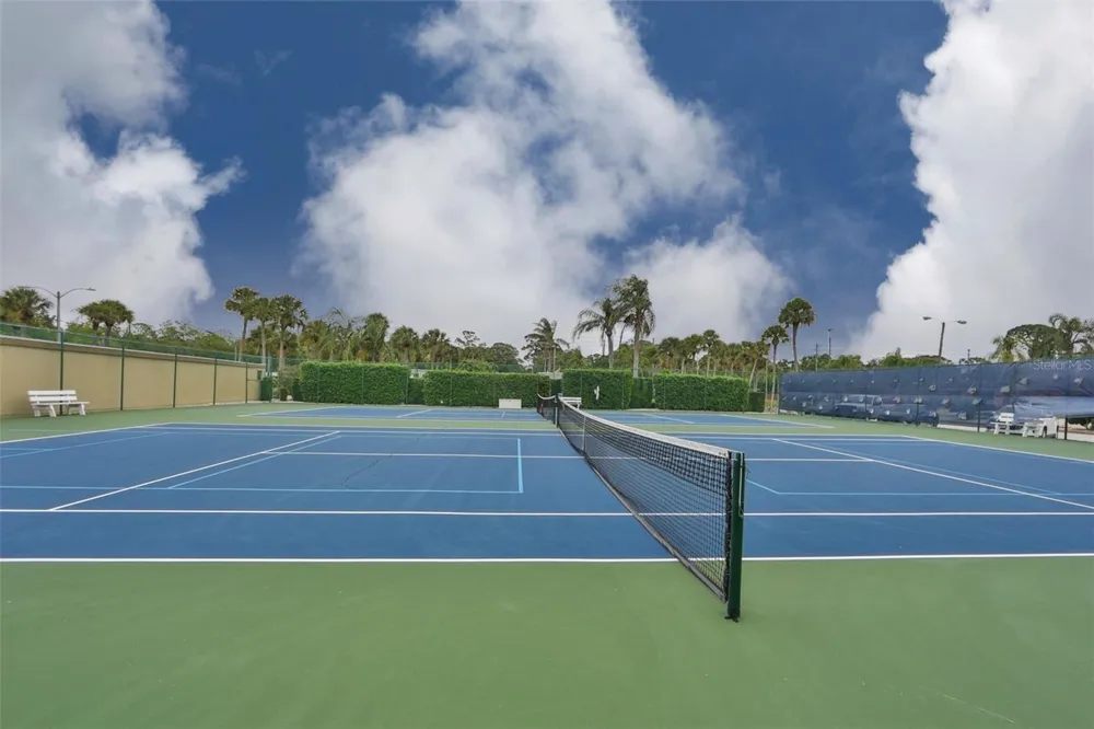 574 BOCA CIEGA POINT BOULEVARD #2205 St Petersburg, FL 33708