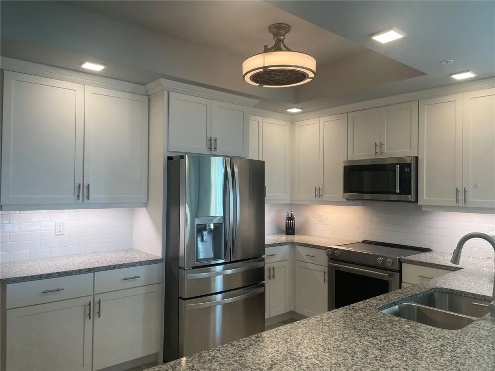260 HIDDEN BAY DRIVE #401 Osprey, FL 34229